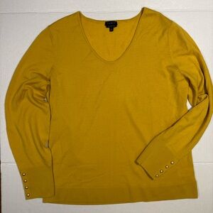 Talbots Golden Yellow Knit Top in 100% soft merino wool